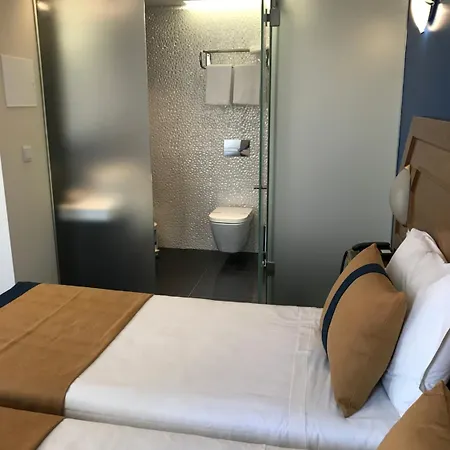 Do Chile Hotell 3*