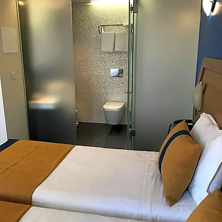 Do Chile Hotell 3*